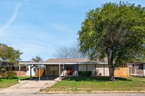 4862 Castle Shield, San Antonio, TX, 78218-4015 | Card Image