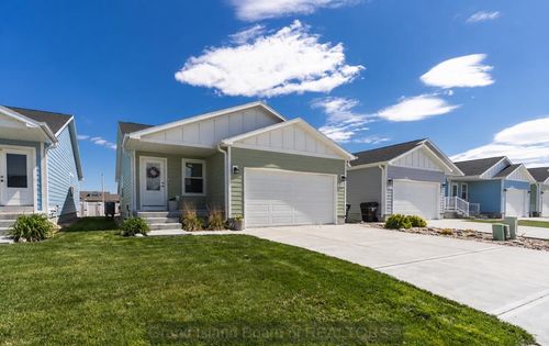 519 Kenneth Dr, Grand Island, NE, 68803-1026 | Card Image