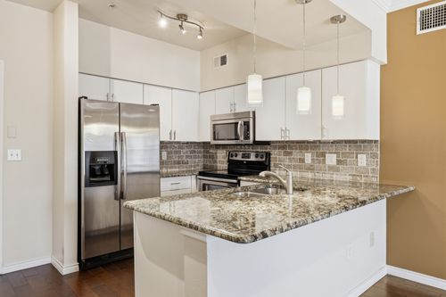 2212-3102 Kings Rd, Dallas, TX, 75219-1354 | Card Image