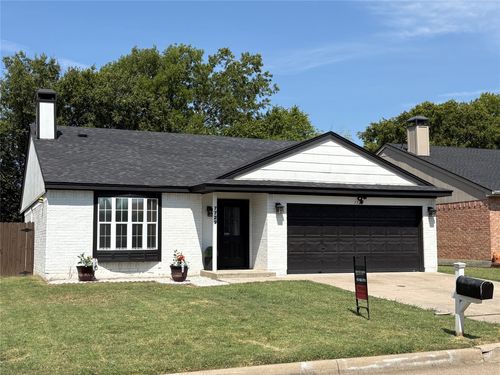 7729 Misty Ridge Dr N, Fort Worth, TX, 76137-1557 | Card Image