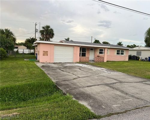 160 Brooks Rd, North Fort Myers, FL, 33917-4105 | Card Image