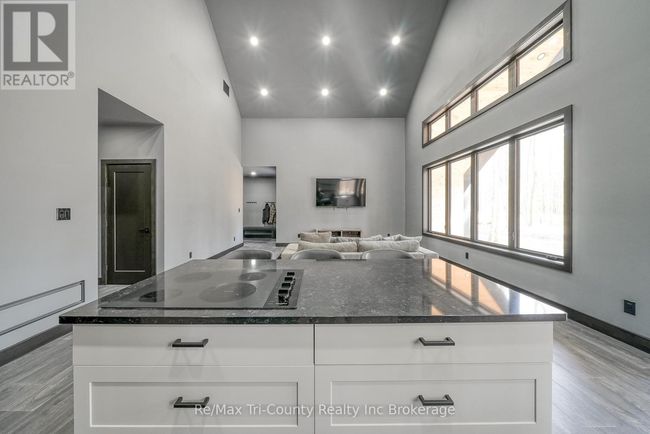 1498 12 Th Concession Rd, House other with 3 bedrooms, 2 bathrooms and 14 parking in Langton ON | Image 10