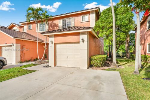 1166 Nw 100th Ave, Pembroke Pines, FL, 33024-4376 | Card Image