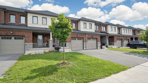 300 Bedrock Dr, Stoney Creek, ON, L8J0M4 | Card Image