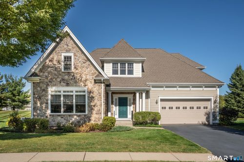 6-6 Spy Glass Cir, Bloomfield, CT, 06002-2391 | Card Image