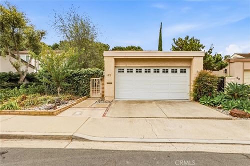 62 Willow Tree Ln, Irvine, CA, 92612-2229 | Card Image