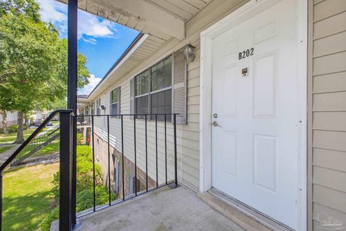 b202-4344 Langley Ave, Pensacola, FL, 32504-8549 | Card Image