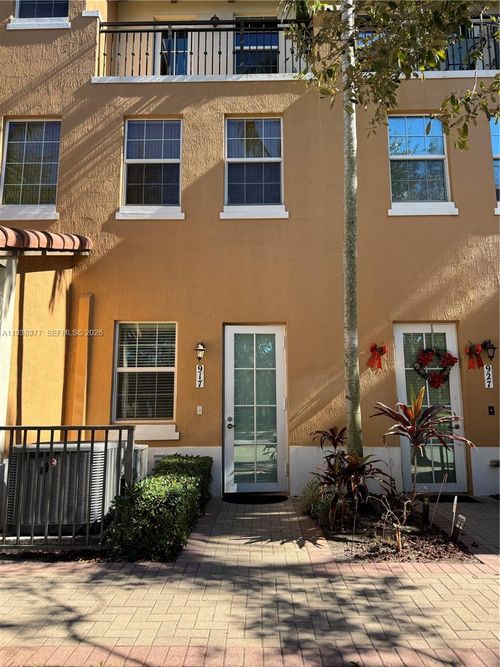 2006-917 Sw 147th Ave, Pembroke Pines, FL, 33027-6129 | Card Image