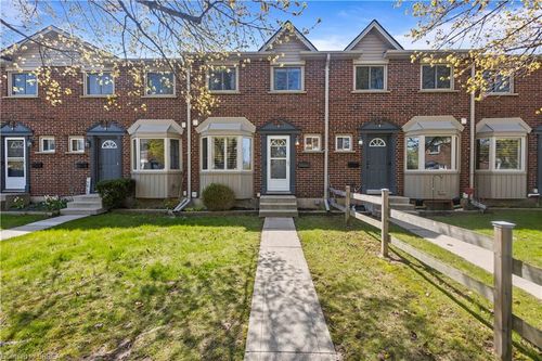 f-149 Brantwood Park Road, Brantford, ON, N3P1X9 | Card Image