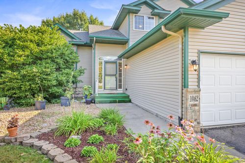 10462 Karston Ave Ne, Albertville, MN, 55301-4600 | Card Image