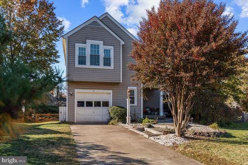 7 Rawlston Ct, STERLING, VA, 20165-6009 | Card Image