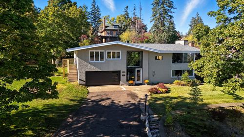 2525 E 1st St, Duluth, MN, 55812-1813 | Card Image