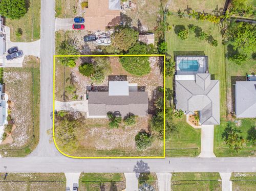602 Se Ridgely Ave, Port St. Lucie, FL, 34983-4678 | Card Image