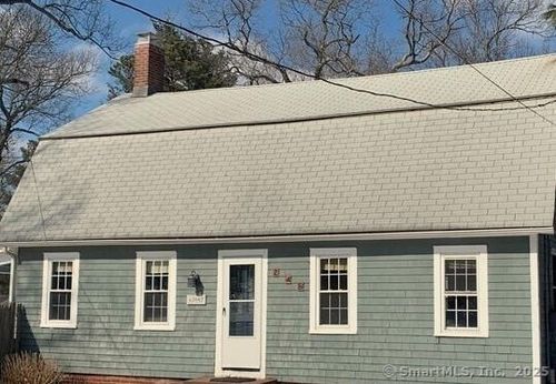 245 Highland St, Manchester, CT, 06040-5607 | Card Image
