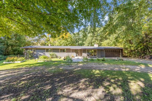 8722 47th St Sw, Howard Lake, MN, 55349-5203 | Card Image