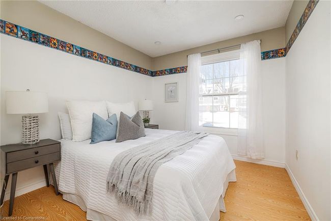 79 Ann St, House other with 4 bedrooms, 2 bathrooms and 5 parking in Dundas ON | Image 15