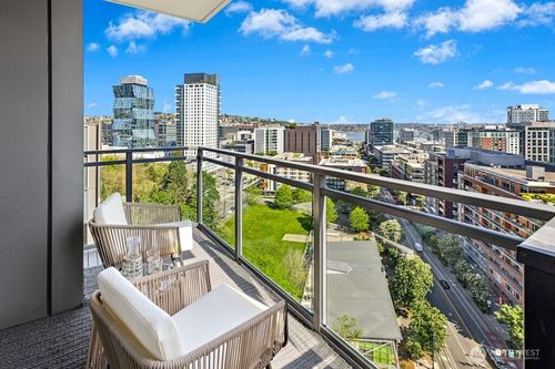 1501-820 Blanchard St, Seattle, WA, 98121-2656 | Card Image
