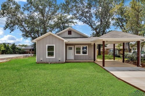 240 Elm St, Winona, TX, 75792-4918 | Card Image