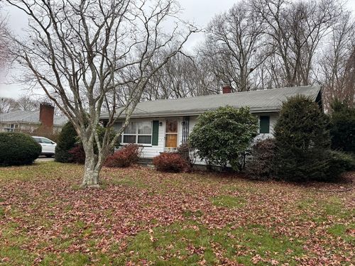 20 Faulkner St, Westport, MA, 02790-2709 | Card Image