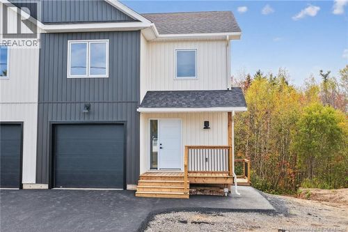 896 Ryan St, Moncton, NB, E1G2V9 | Card Image