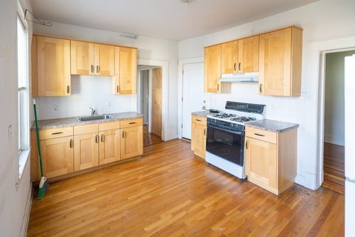apt-3-26 Pearl St, Somerville, MA, 02145-3449 | Card Image