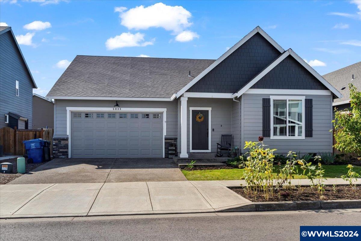 Constellation Ave, Salem, OR 97305