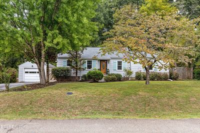 3501 Ne Kenilworth Lane, House other with 2 bedrooms, 1 bathrooms and null parking in Knoxville TN | Image 2