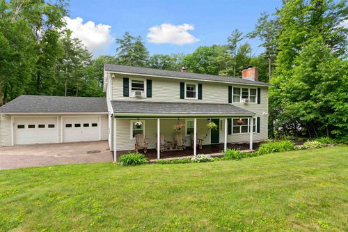 5 Alderbrook Rd, Essex, VT, 05452-3938 | Card Image