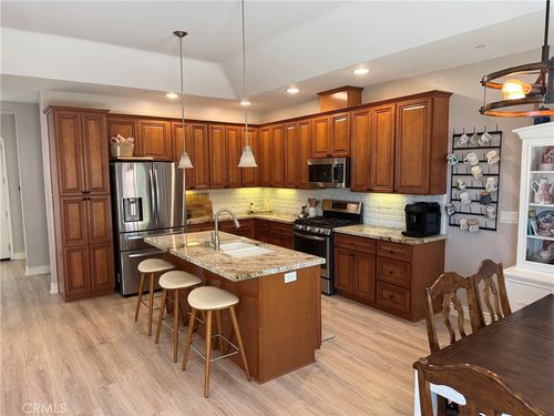 329 Dressler, Santa Maria, CA, 93454 | Card Image