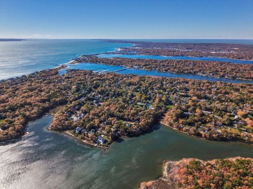 21 Captain Davis Ln, East Falmouth, MA, 02536-7011 | Card Image