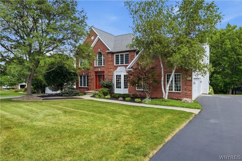 41 Brompton Ct, Orchard Park, NY, 14127-3456 | Card Image