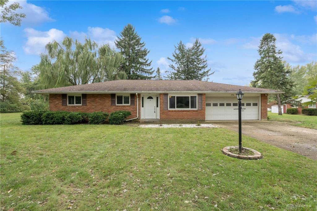 Hallmark Ln, Dayton, OH 45440