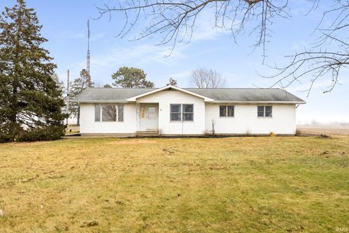 11719 N 300 E, North Manchester, IN, 46962-8807 | Card Image