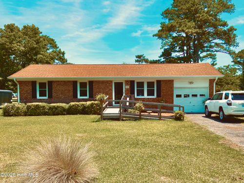 182 Tuttles Grove Rd, Beaufort, NC, 28516-7618 | Card Image