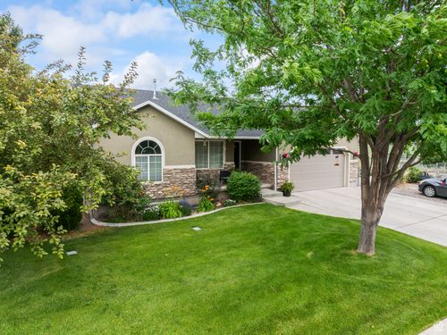 233 500, Monroe, UT, 84754-4391 | Card Image