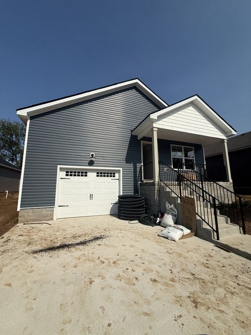 240 Arkansas Ave, Oak Grove, KY, 42262-9405 | Card Image