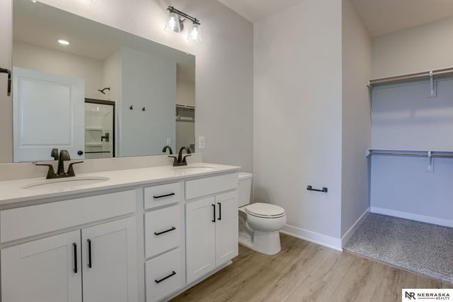 4622 Schilling Ct, Townhouse with 3 bedrooms, 3 bathrooms and 2 parking in Bellevue NE | Image 16