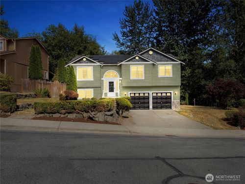 19306 Evergreen Drive E, Bonney Lake, WA, 98391 | Card Image
