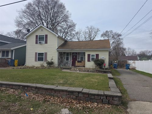 109 2nd St, Holly, MI, 48442-1227 | Card Image