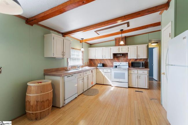 202 Pete Armstrong Rd, House other with 3 bedrooms, 2 bathrooms and null parking in Honea Path SC | Image 6