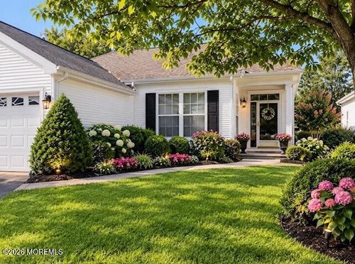 17 Greensprings Drive, Lakewood, NJ, 08701 | Card Image