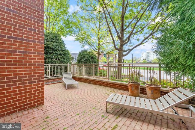 UNIT-105 - 4490 Market Commons Dr, Condo with 2 bedrooms, 3 bathrooms and null parking in FAIRFAX VA | Image 34