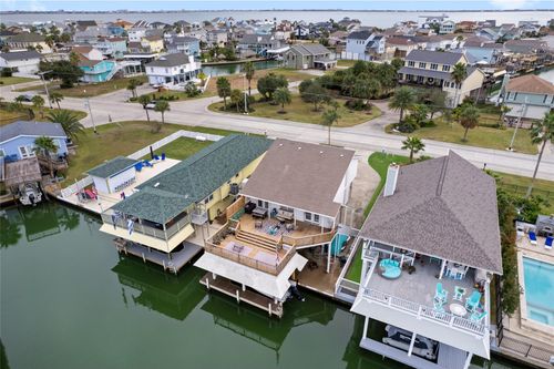 1114 Tiki Dr, Tiki Island, TX, 77554-8121 | Card Image