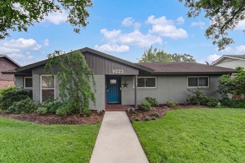 9223 Kapri Ln, Houston, TX, 77025-4203 | Card Image