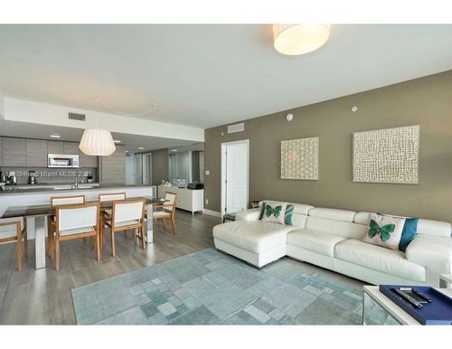 apt-1616-400 Sunny Isles Blvd, Sunny Isles Beach, FL, 33160-5093 | Card Image