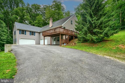 25 Red Hill Rd, PEQUEA, PA, 17565-9620 | Card Image