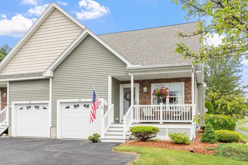 18 Harvest Road, Windham, NH, 03087 | Card Image