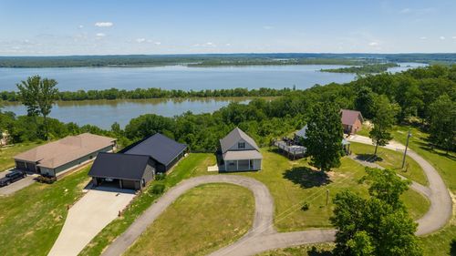 270 Rockport Lndg, Holladay, TN, 38341-2501 | Card Image