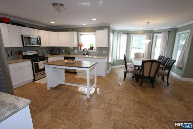 132 Sloop Rd, House other with 3 bedrooms, 3 bathrooms and null parking in Manahawkin NJ | Image 8