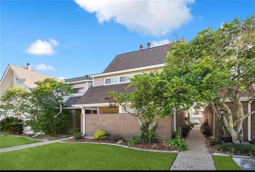 apt-b-9 Brandon Hall Dr, Destrehan, LA, 70047-3284 | Card Image